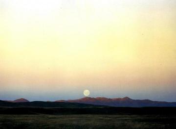 Moonrise On The Maniatoto Artwork by Grahame Sydney