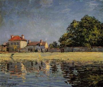 Banks of the Loing, Saint-Mammes Artwork by Alfred Sisley