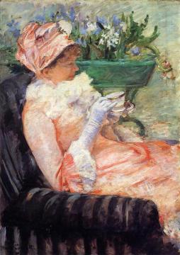 The Cup of Tea Artwork by Mary Cassatt